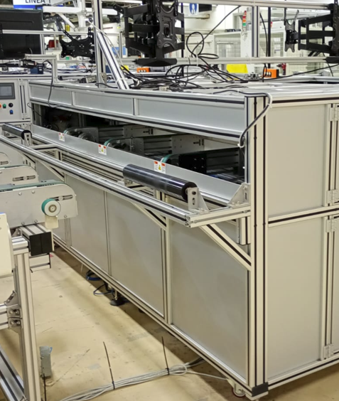 Large automated solar manufacturing machine with conveyor components